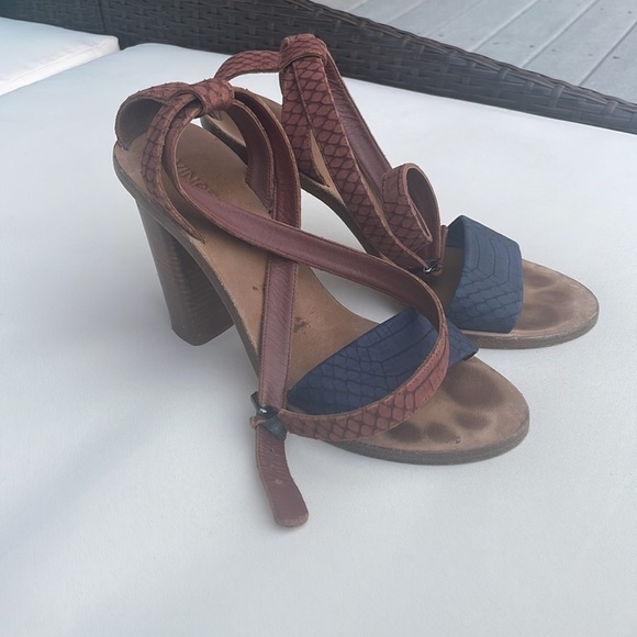 Vince Nava Leather Snake Embossed Ankle Wrap Heel Strappy high heeled Sandals - Picture 3 of 6